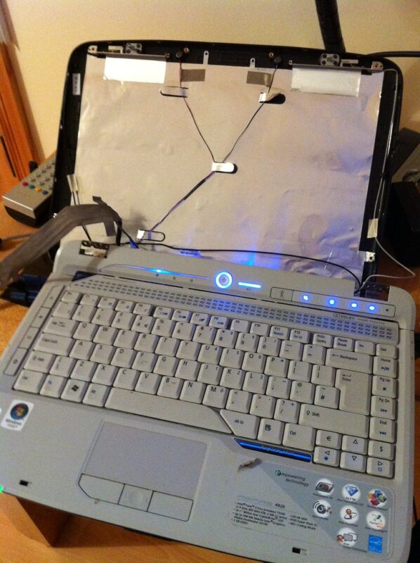 sửa màn hình laptop