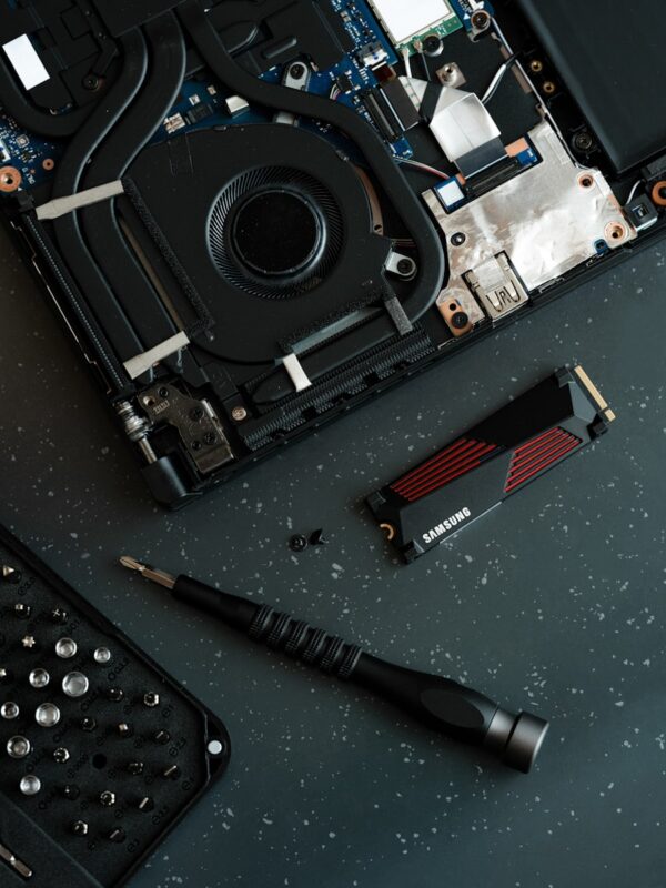 vệ sinh quạt tản nhiệt laptop